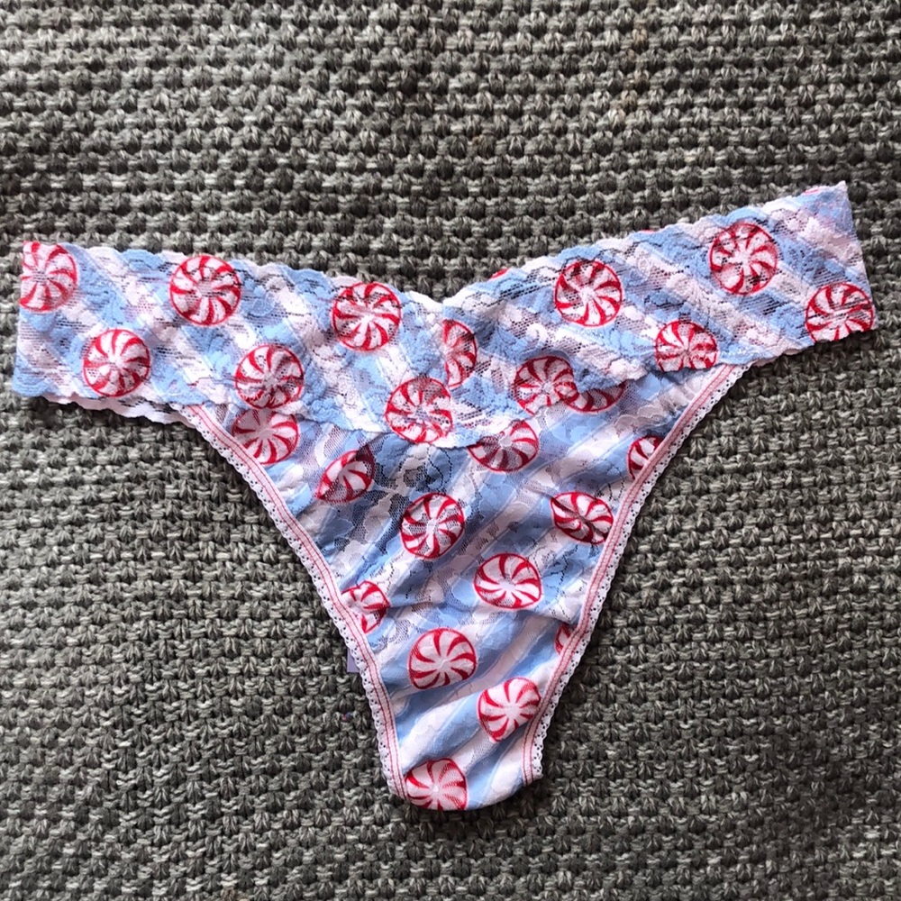 🌸LACE THONG🌸